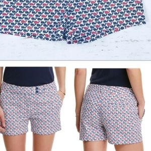 VINEYARD AND VINES Shorts WHALE 🐋 Pattern Red white and blue